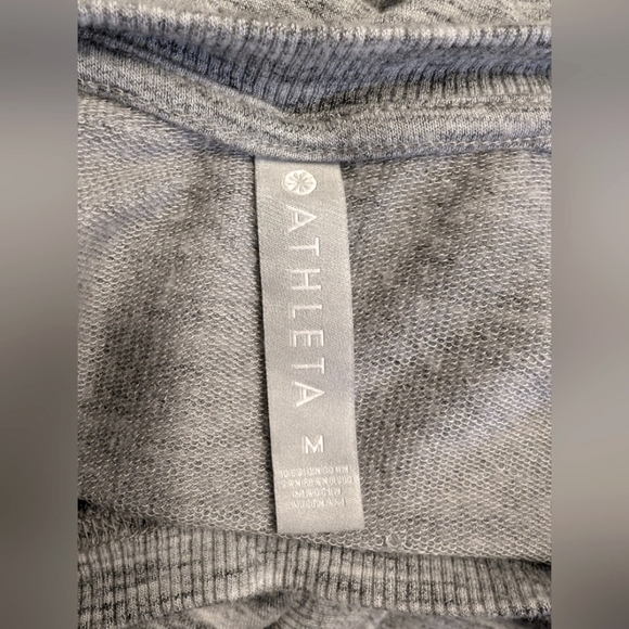 Athleta Mindset Gray Grey Raglan Long Sleeve Shirt Soft Modal Athleisure Medium - Picture 5 of 6